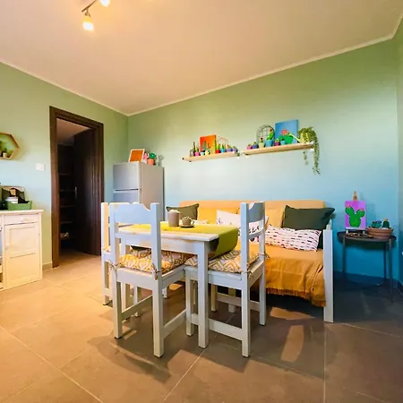 Goatandros Colourful One-Bedroom Apartment In Gavrio Appartement Gavrio