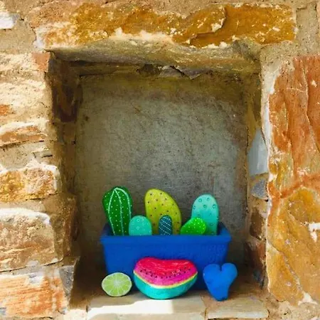 Goatandros Colourful One-Bedroom Apartment In Gavrio *